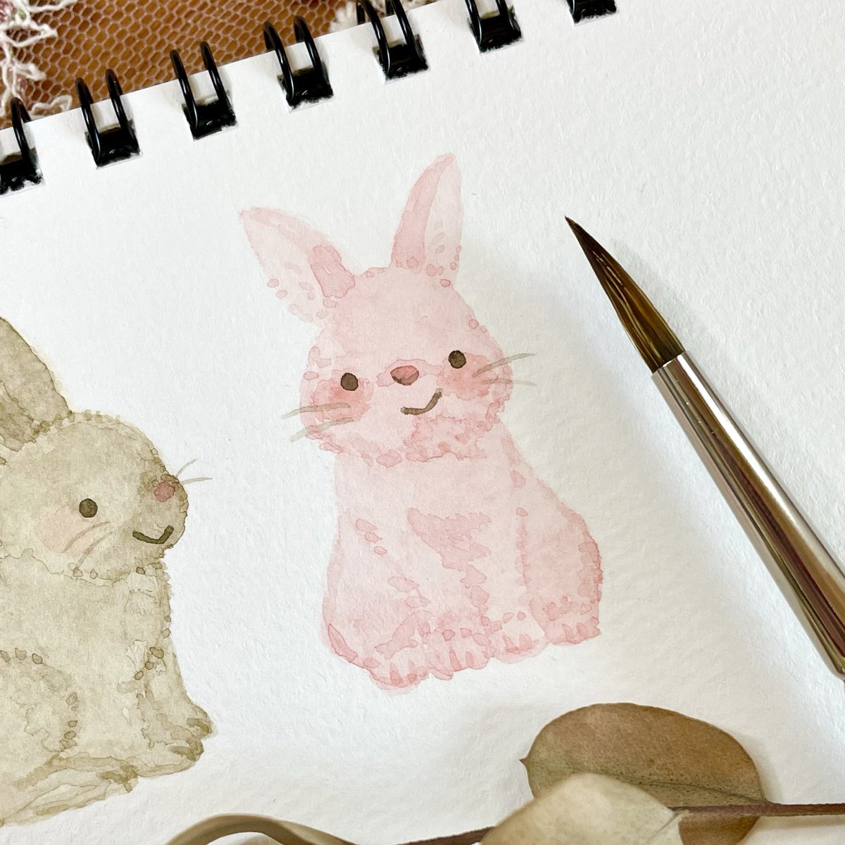 うさぎはカラフルに描きがち😂

#うさぎ