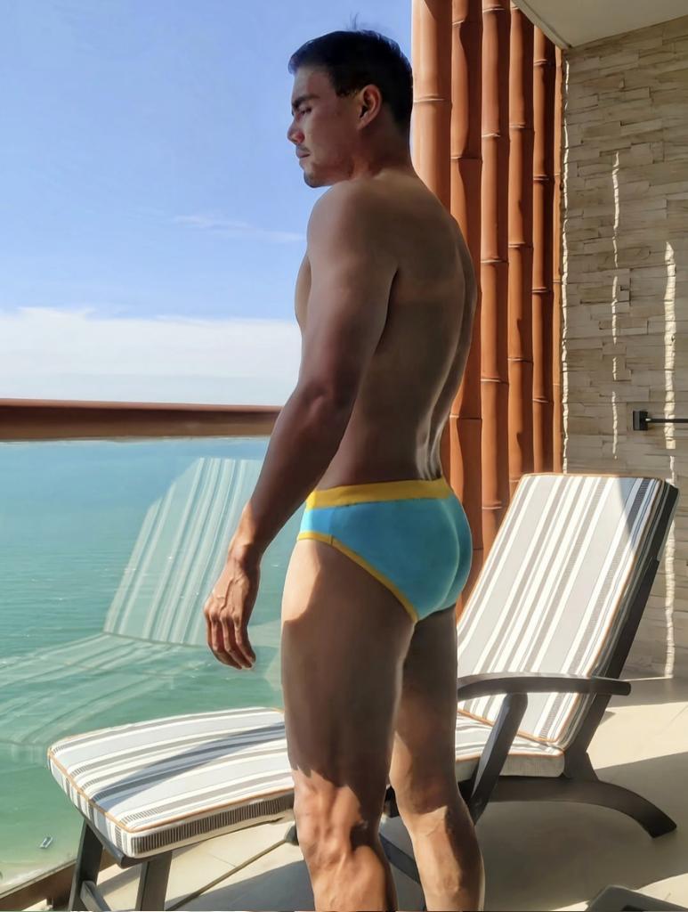 12.12 NOXX SALE เริ่มสองทุ่มวันนี้ 11 ถึง 14 ธ.ค. ลดเยอะส่งท้ายปี พร้อมสีใหม่ และคูปองลดเพิ่มทุกแพลตฟอร์ม กดช้อปทาง LAZMALL | SHOPEE | LINEOA: @noxxwear | noxxwear.com 

#noxxfan <a href="/nine9awky/">Nine9awky</a> กับ Noxx Swim Briefs สีฟ้าสด กุ๊นขอบสีเหลือง  ขอบคุณครับ 😍😍😍

#noxxwear