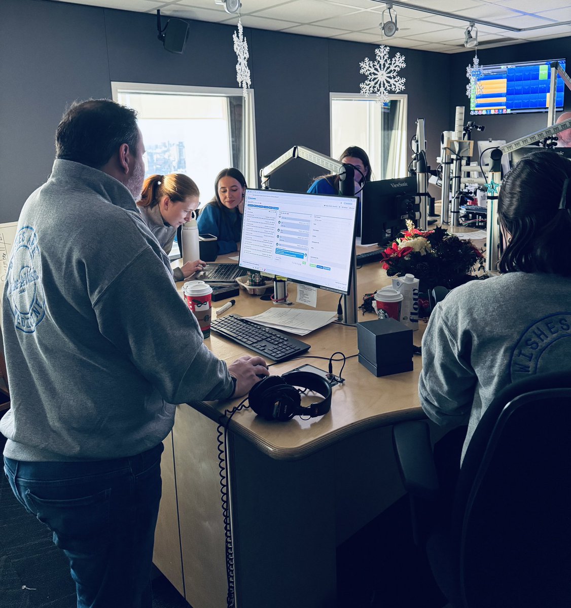 YRPAca's tweet image. Let’s give some wish kids a reason to smile! ✨

This morning, we’re pledging $10,000 to the @stujeffries &amp;amp; @boom973 @MakeAWishCA Minute — if listeners can match our donation!

Help make it happen: bit.ly/48NE2bZ

Or call 416-872-0973

#CreateHope #WishesAreWaiting