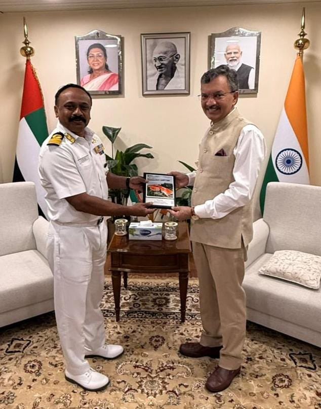 IndembAbuDhabi's tweet image. Deputy Commandant @InNwc Cmde P Sasi Kumar called on Amb @d_mittal73.  

The discussions involved update on the Foreign Study Tour of the NWC delegation, India–UAE strategic partnership, including defence cooperation and regional security.