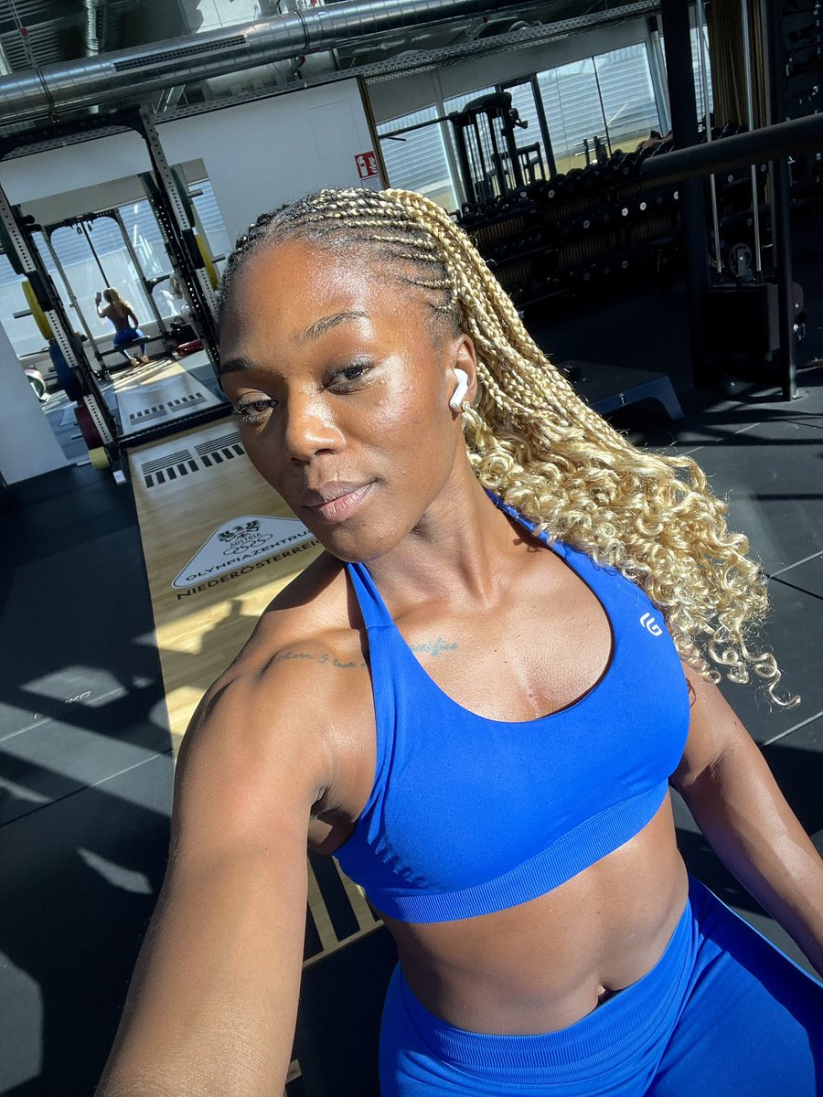 Will2Christania's tweet photo. 2026: soft life vibes, heavy gym goals. Becoming that girl one rep at a time 💙 https://t.co/wOKdVbY3fM