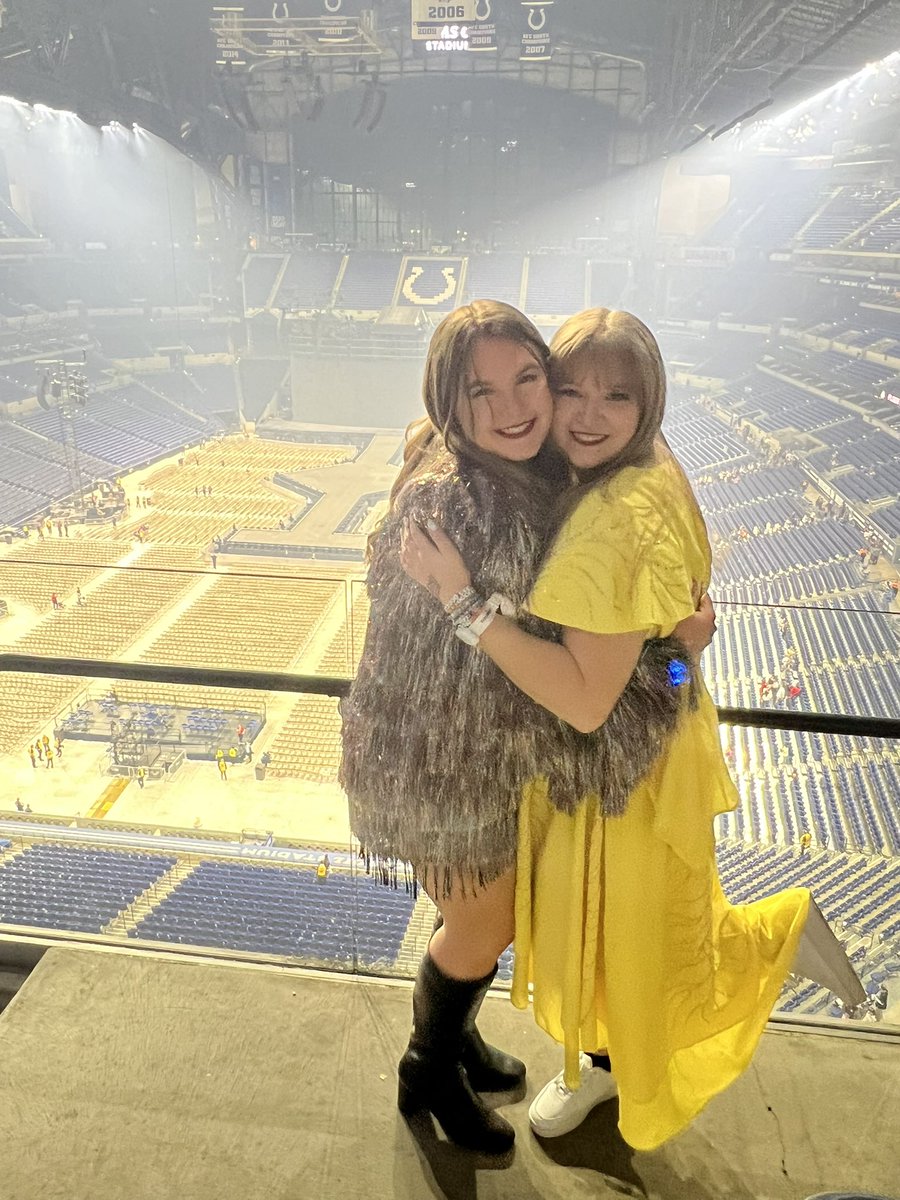 lexs_version's tweet photo. hey besties (@DisneyPlus)!! I would do just about anything for an #TheEndofanEra PR box! I’ve been a huge swiftie since 2006 and this would be such a dream come true!! 🩵

2009                                        2024
Fearless Tour                        Eras Tour https://t.co/1sfpgDH4GR