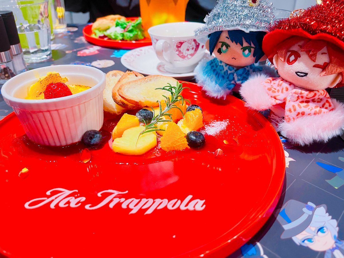▽ tweet media