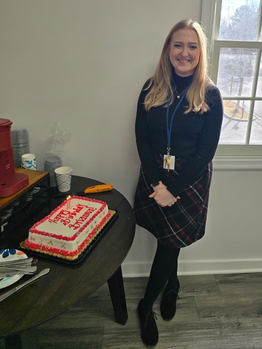 rollinghillsrc's tweet photo. Happy belated birthday, Brianna! 🎂 #staff #rhrc https://t.co/xg1GFBAIRZ