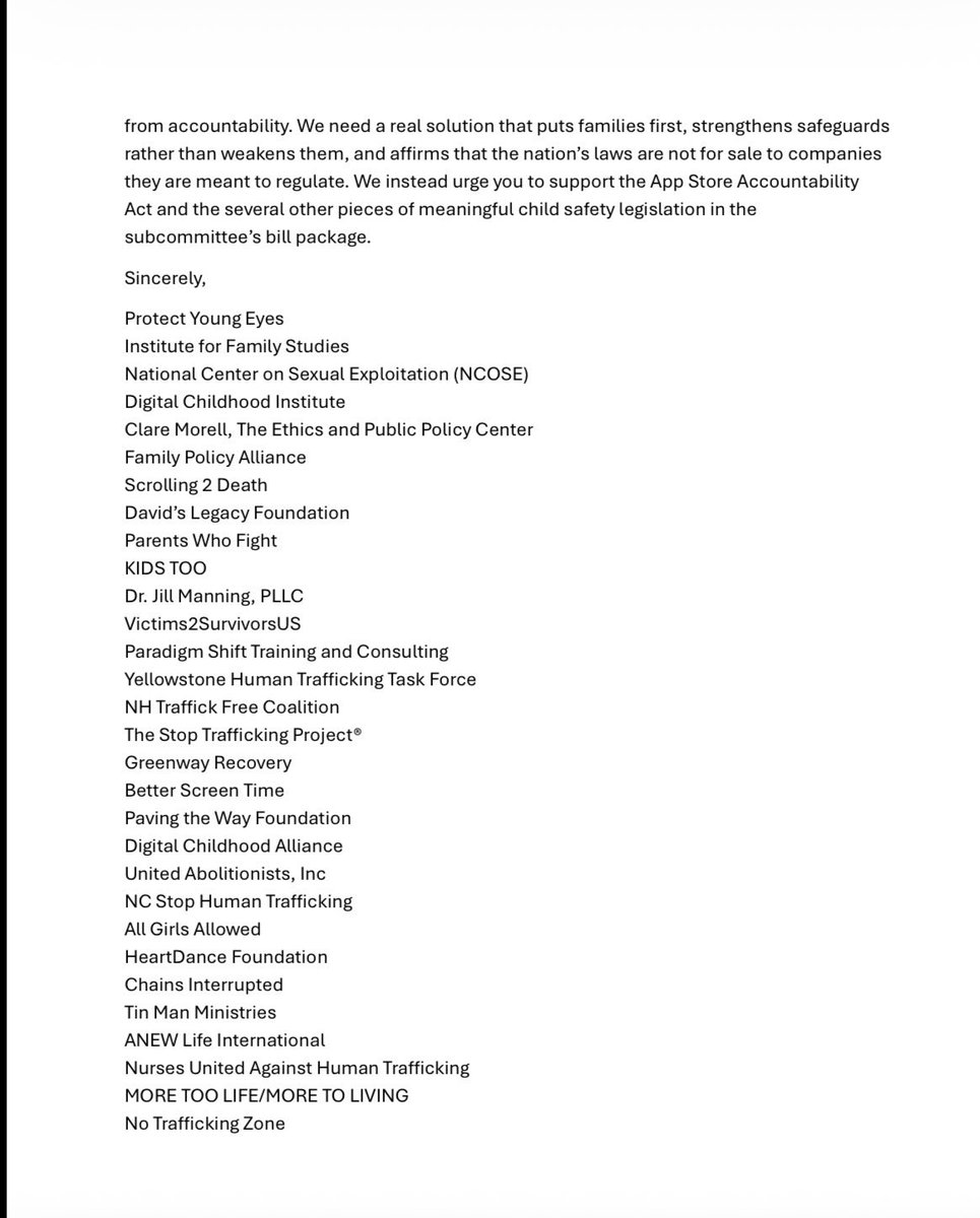 Melissa_M818's tweet photo. 🚨 @Apple CEO @tim_cook was in DC lobbying against the App Store Accountability Act while pushing @RepAuchincloss weaker Parents Over Platforms Act (POPA).

Our coalition of 30+ child advocates wrote a letter urging House E&amp;C Committee to let POPA die there.@JonHaidt @protecteyes https://t.co/1SAHt52jAd