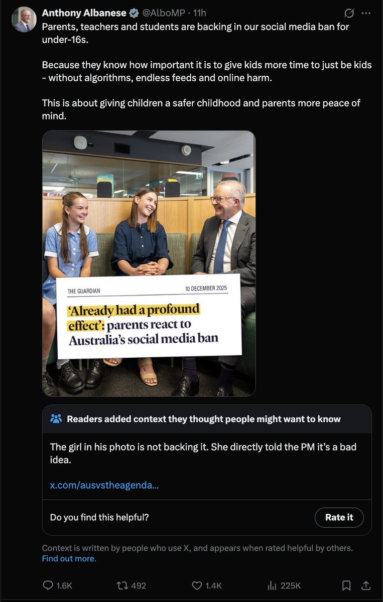 visegrad24's tweet photo. 🇦🇺 An Australian schoolgirl told the Prime Minister that banning social media for kids is a "bad idea" and that young people will find alternative ways around the restrictions.

The Prime Minister responded by promising to ban those workarounds, too.

He then posted a photo from the meeting with the caption: “Students are backing our social media ban.”