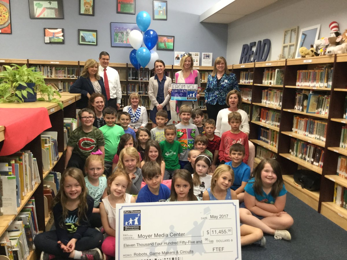 FTEF's tweet image. Throwback Thursday! Here’s a glimpse of one of the countless moments when teacher grants brought new ideas to life in our classrooms. Thanks to donors like YOU, these opportunities continue to inspire &amp;amp; empower our students every year! 
Donate now: loom.ly/tORBC1s
#FTEF