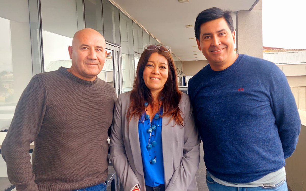 🤝Por el desarrollo de #Quilpue 
Sostuvimos una valiosa reunión entre el presidente de la Cámara de Comercio, Coren Arce, la Directora (S) Obras, María José Linares Astorga, y el concejal Renzo Aranda, con el objetivo de seguir impulsar iniciativas que fortalezcan el crecimiento.