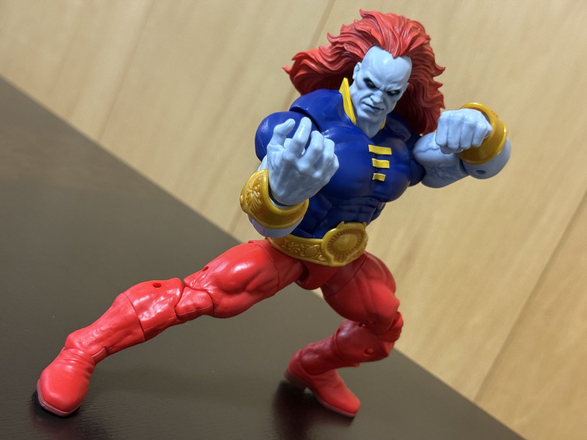 おや、サノスですか？ いいえ、チャンピオンです #マーベルレジェンド