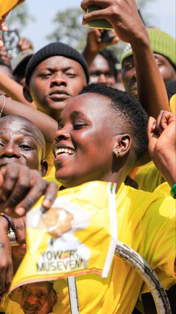 YELLOW  🟡 Day - Hoima Booma grounds 📍