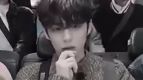 영덩이 tweet media