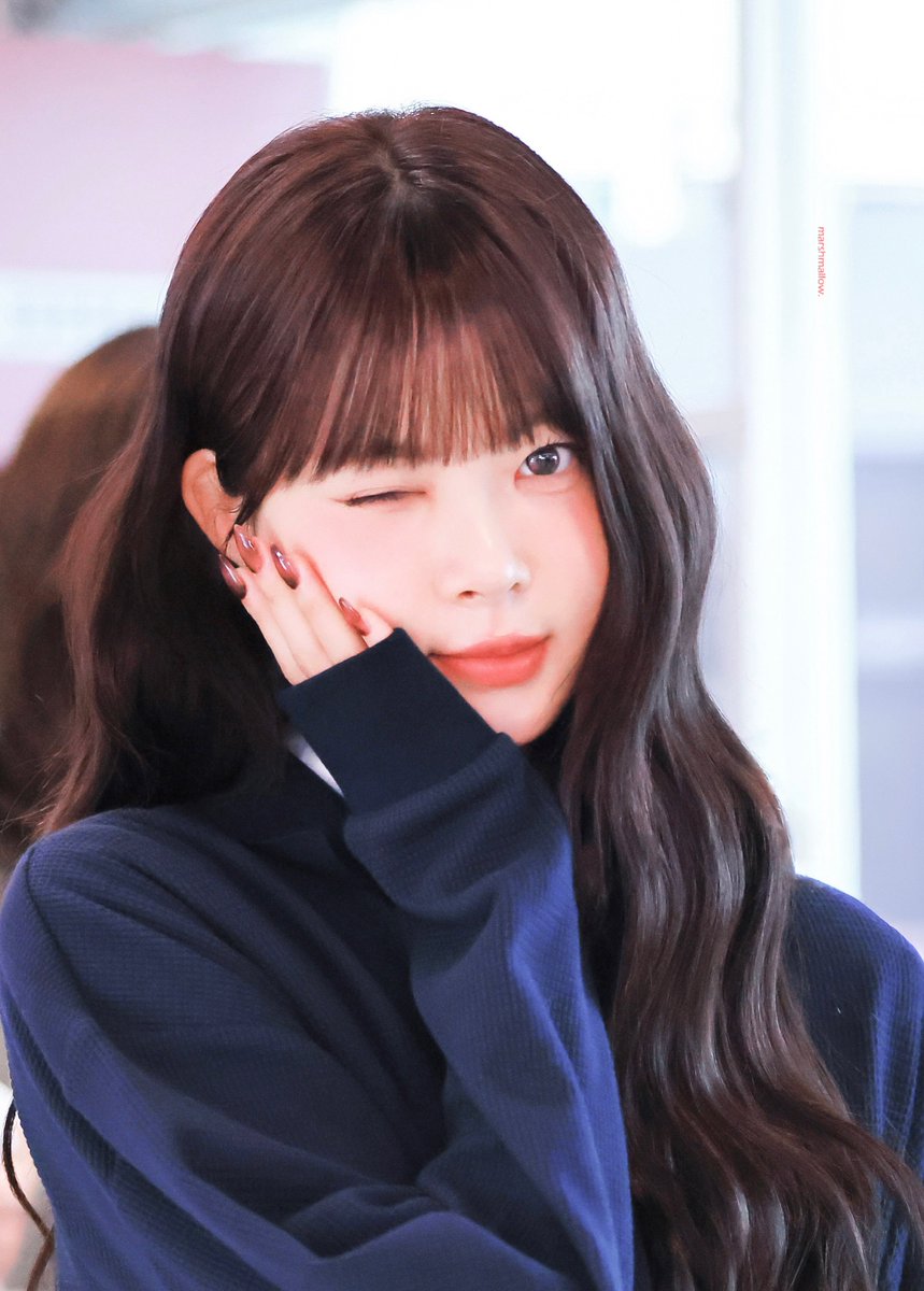 eunchae pics tweet media