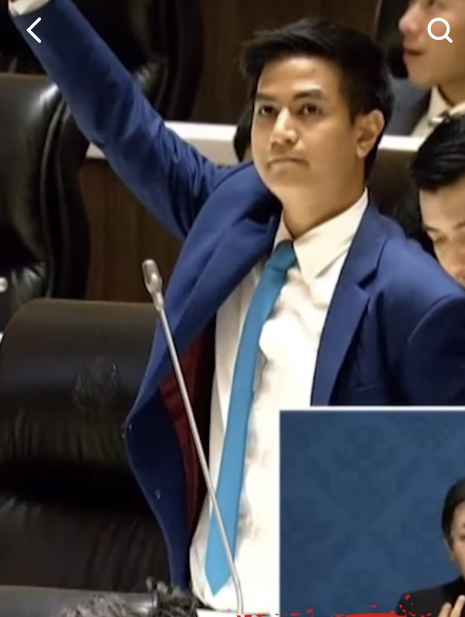 ยังไง แก้ได้ไม่ได้ยังไง ขอยกMVP ในการแก้รัฐธรรมนูญให้ไอติมเลย สู้ฉิบหาย ตั้งแต่ต้นปีจนมาถึงวันนี้ เป็น สส ที่ทำงานคุ้มค่าคุ้มภาษีมาก ฝากให้กำลังใจน้องเยอะๆ กลัวน้องหมดไฟมาก แต่เชื่อ น้องสู้ต่อ ไอติมไม่ท้อ เราก็ไม่ทิ้ง ยอมใจในความมุ่งมั่นมาก 🧡 #ไอติมพริษฐ์ #พริษฐ์วัชรสินธุ