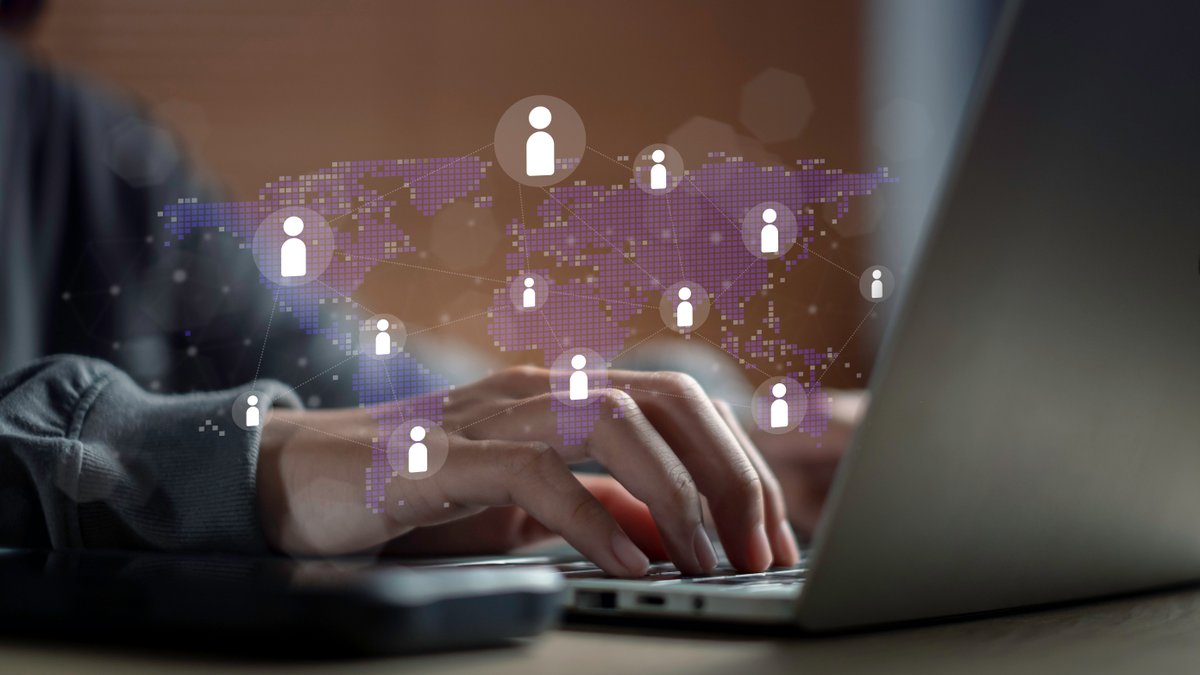 SwimageNow's tweet photo. In a hybrid work world, IT support shouldn’t be limited by geography. Swimage rebuilds and restores devices anywhere, even over slow VPNs. Keep remote teams secure and productive! #RemoteWork #ITSupport #Efficiency https://t.co/7aUdCkQxcO