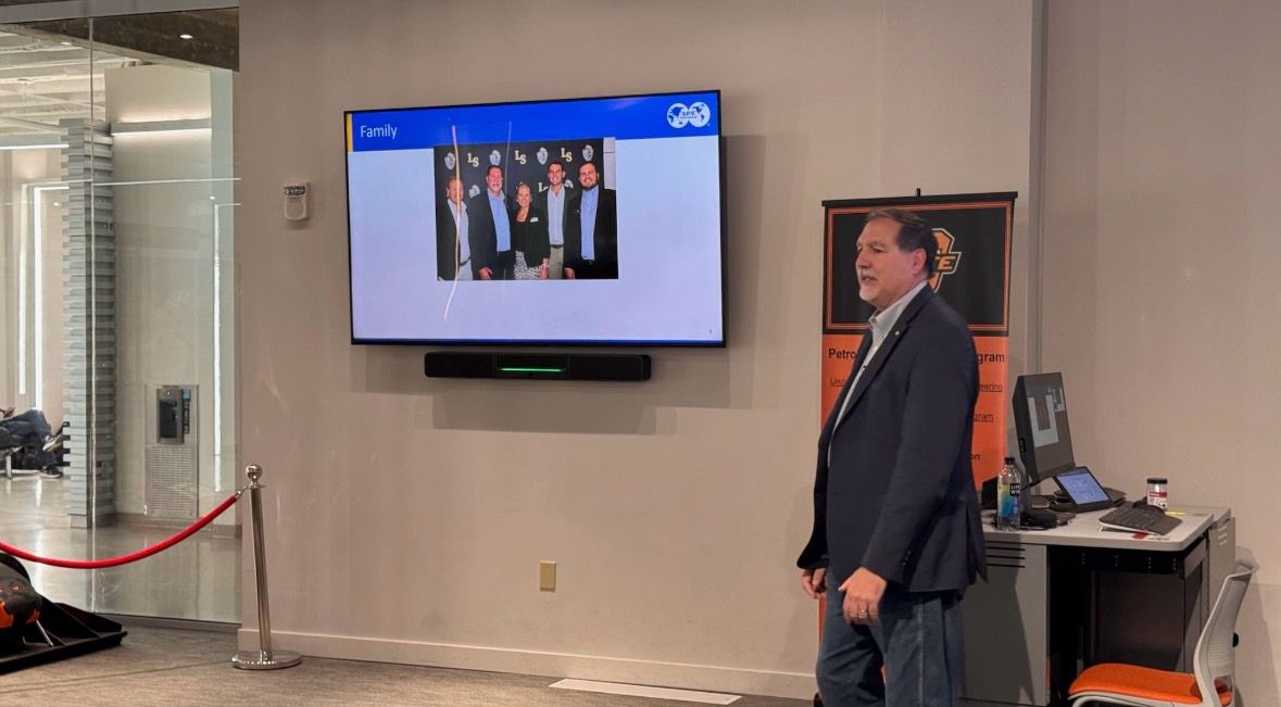 SPEtweets's tweet photo. At SPE, curiosity powers progress and community fuels it. 

At Oklahoma State, 2024 SPE President Terry Palisch shared what’s ahead for energy and how students can get the most from SPE via community, learning and opportunities. 

Credit: Oklahoma State SPE #WeAreSPE https://t.co/0d6w8wex0r