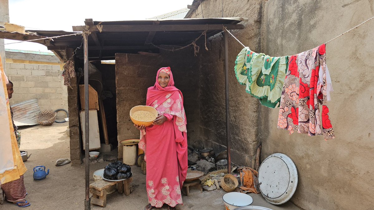 AdeshTripathee's tweet photo. As food insecurity rises in Cameroon, the IFRC has mobilized its #IFRCDREF to support @CroixRougeCam in initiating quick humanitarian interventions and conducting in-depth community assessments to scale up our response and strengthen resilience efforts.
https://t.co/Usks9c3LX1 https://t.co/RdPnnJbeuO