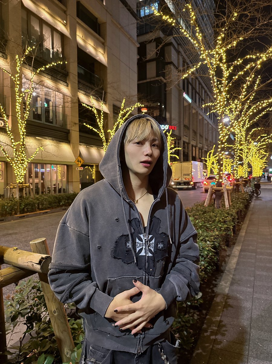 きゅん先輩はロックバンドALLHOWLで12/18LIVEをします (@kyn_0522