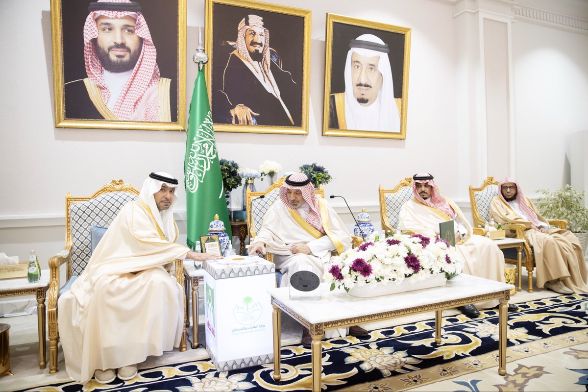 فيصل الناصر tweet media