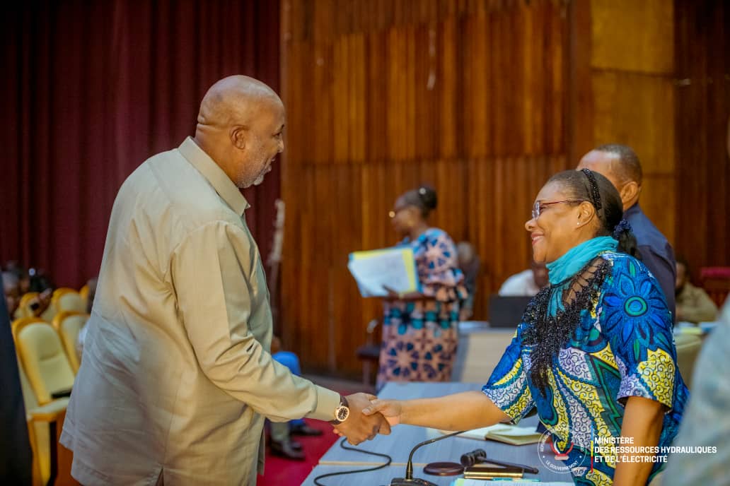 Min. des Ressources Hydrauliques et Électricité tweet media