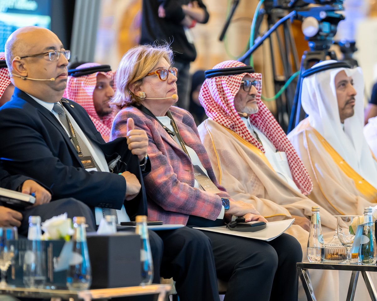 GPforEducation's tweet photo. A new partnership to strengthen education in Yemen.

Together with @SaudiDRPY, Yemen's Ministry of Education and @UNESCO, GPE is launching a $40M innovative financing model to expand safe, inclusive learning and improve teaching quality.

#FundEducation | @UNESCO_GCCYemen https://t.co/TSO1LaXaKW