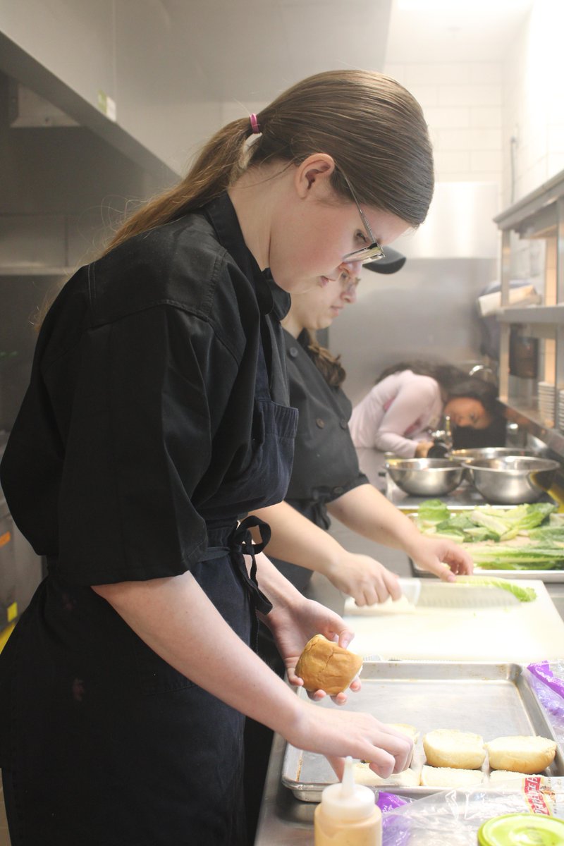 Ranchview High School tweet media