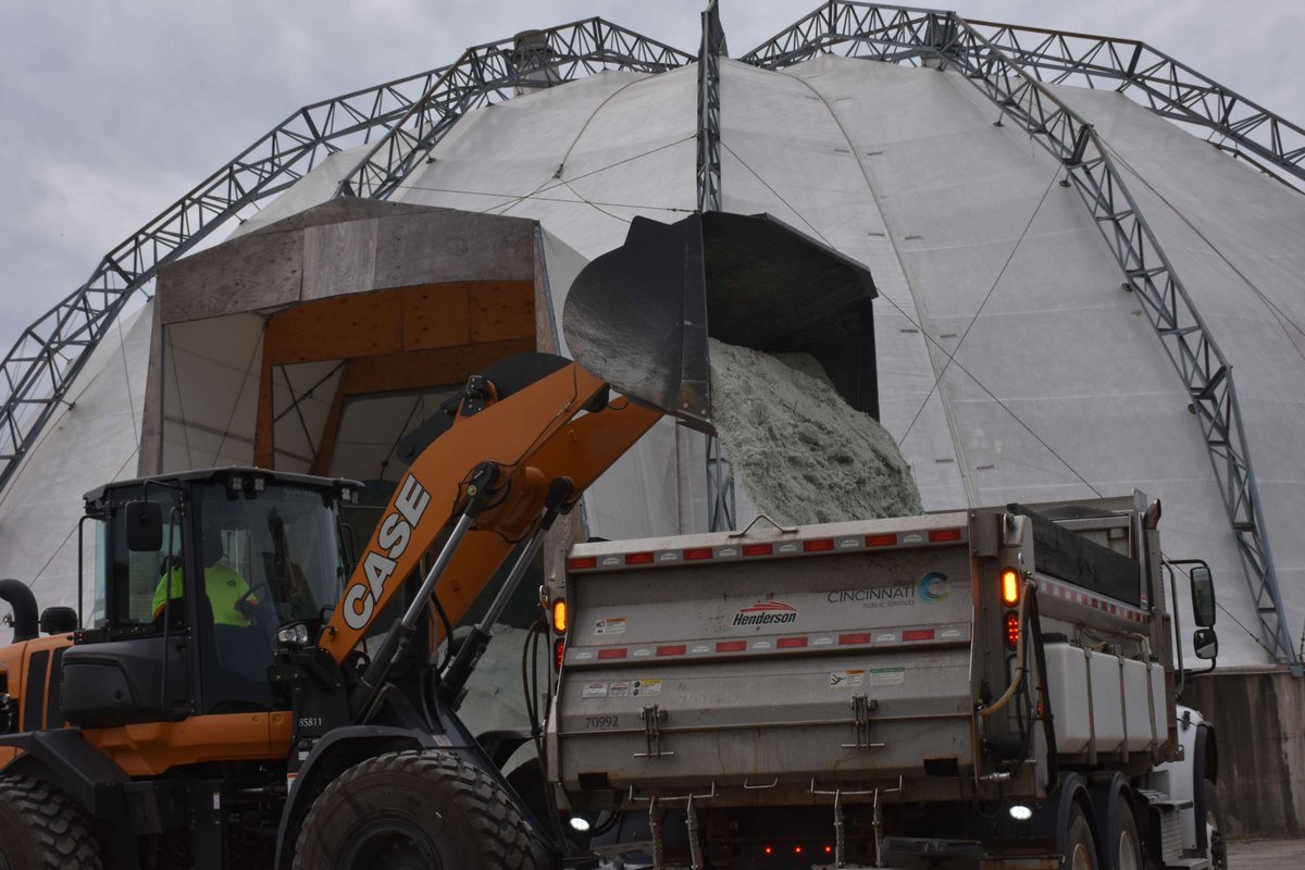 Winter weather is coming! ❄️ Crews are pretreating streets and will work around the clock through the event. Expect slick conditions Thursday night and Friday morning - slow down, allow extra time, and watch for refreezing on bridges and hills.