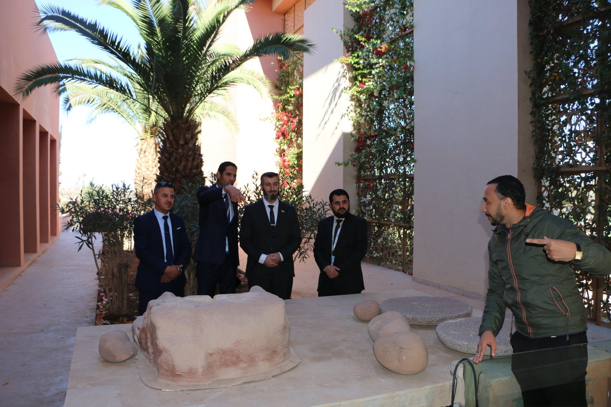 Museeaman's tweet photo. 13 جمادى الآخرة 1447
استقبال وفد من دولة سوريا الشقيقة

4 DÉCEMBRE
RÉCEPTION D’UNE DÉLÉGATION DE LA RÉPUBLIQUE DE SYRIE https://t.co/E6W2xTttCF