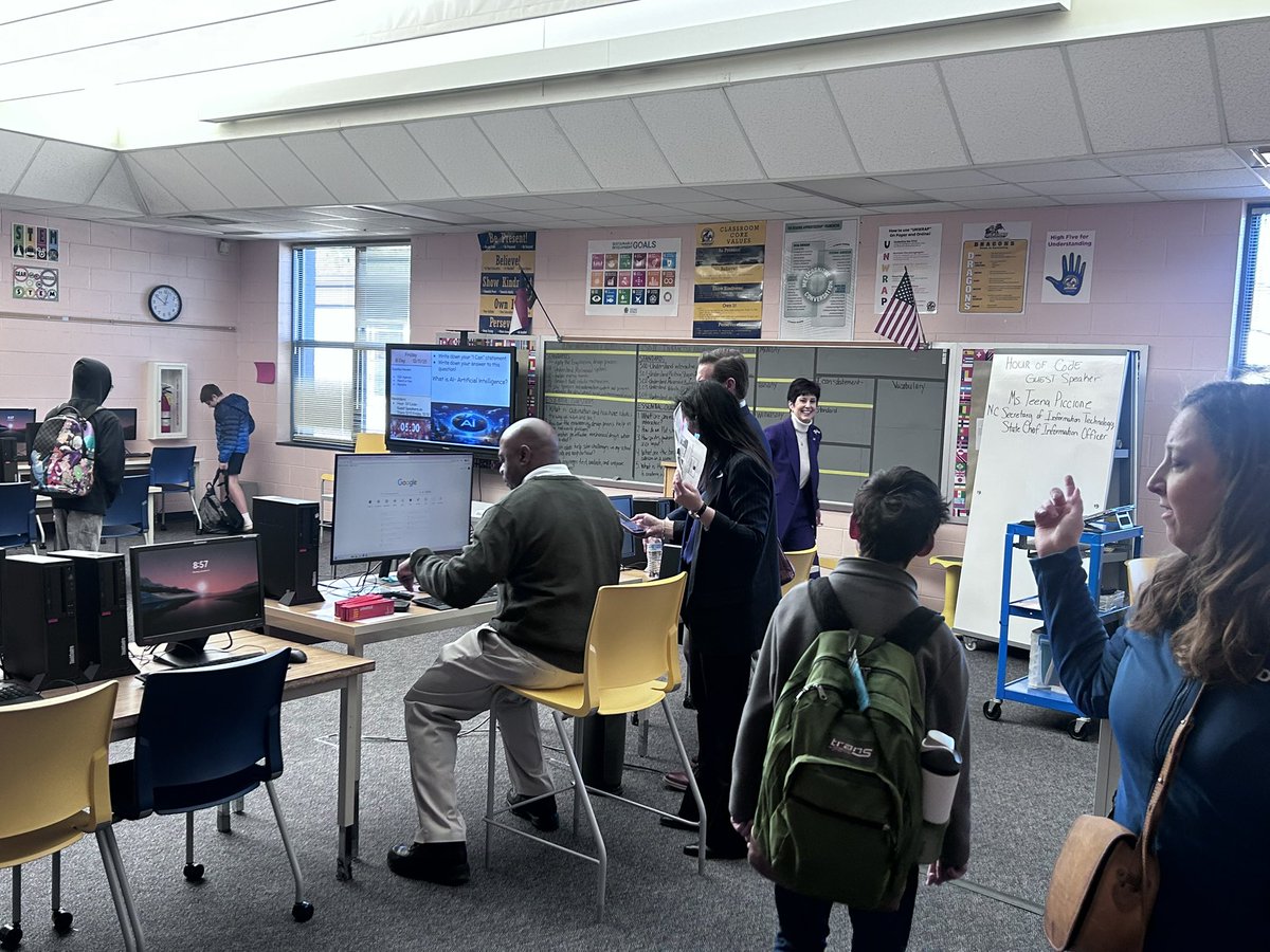 DDMMSDragons's tweet photo. We are thrilled to have Teena Piccione the state chief information officer and secretary for the N.C. Department of Information Technology for Hour of Code! She will be sharing her knowledge on AI! @WCPSS @NCDIT #hourofcode https://t.co/Ra6v3dVDyT