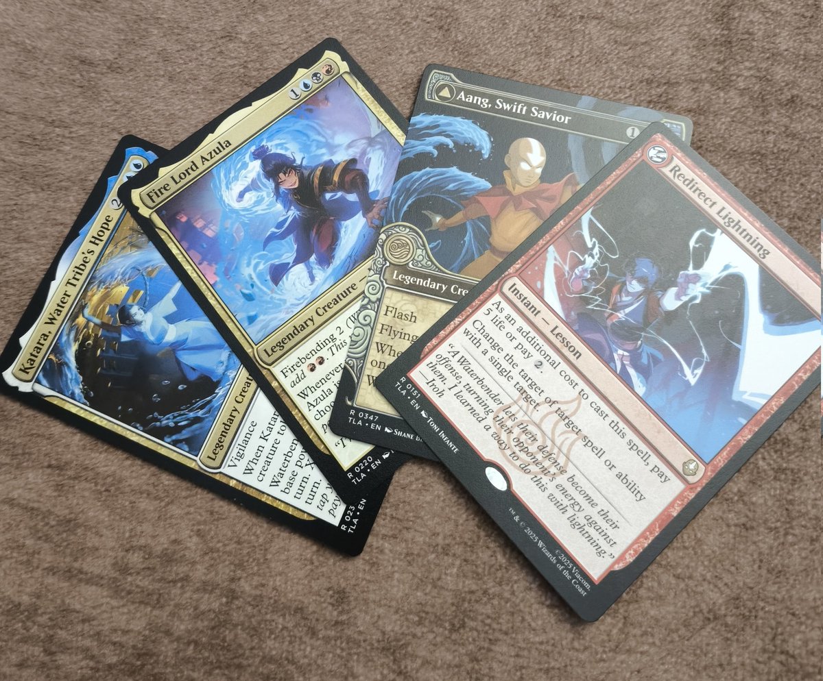 Muchiiisimaa gracias a <a href="/mtgnexos/">NEXOS</a> y <a href="/hollowmandrake/">Zurgo's Academy</a> por el sorteo!!! Ya que estaba aproveché y cogí unas cositas... Por cierto el envío super super protegido y majísimxs 😊
Los sobres se han portado!