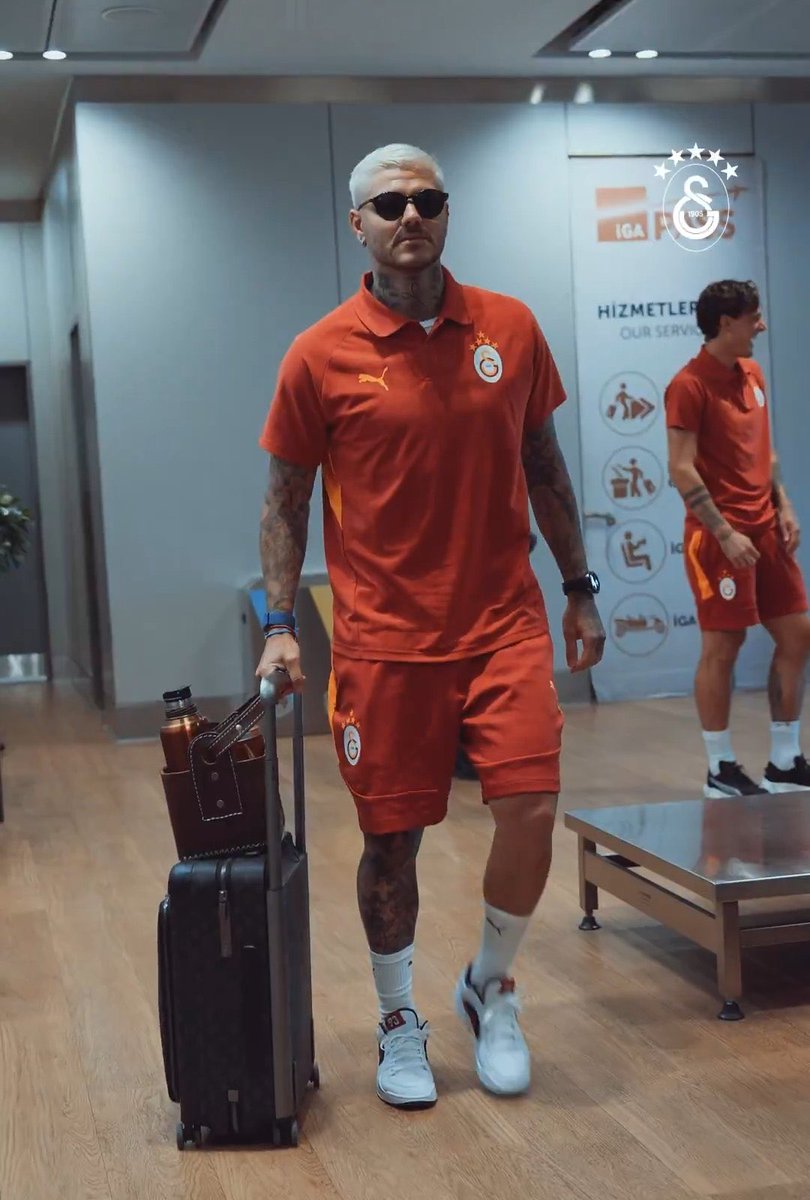 Ağır taştır altında kalırsınız.
#İcardiİcinVefa 
<a href="/ibrahimhatip/">Ibrahim Hatipoglu</a> 
<a href="/MauroIcardi/">MauroIcardi</a>