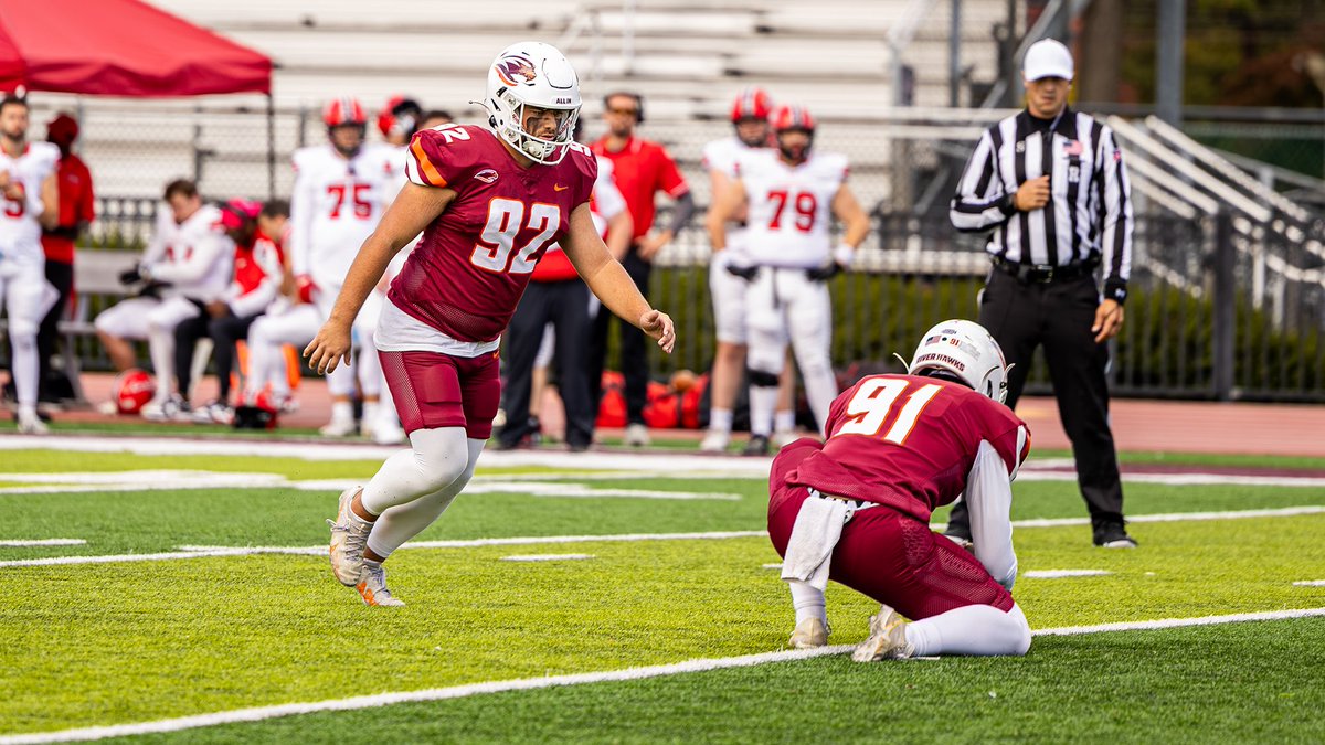 LandmarkConf's tweet photo. NEWS | @GOSusqU Dominic Bourgeois named to @WeAreAFCA Division III All-America First Team!
π° https://t.co/FLQ3TBmdW7
#MakeYourMark / #LandmarkFB https://t.co/ijnA51H38G