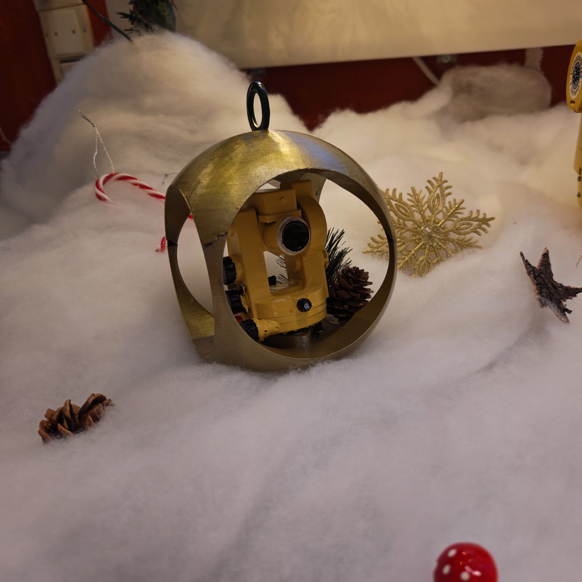 magnargj's tweet photo. @esa_swarm Here comes the #TromsøGeophysicalObservatory contribution! DI-flux theodolite christmas tree decoration! @romvaer https://t.co/nwqVcr0aJv