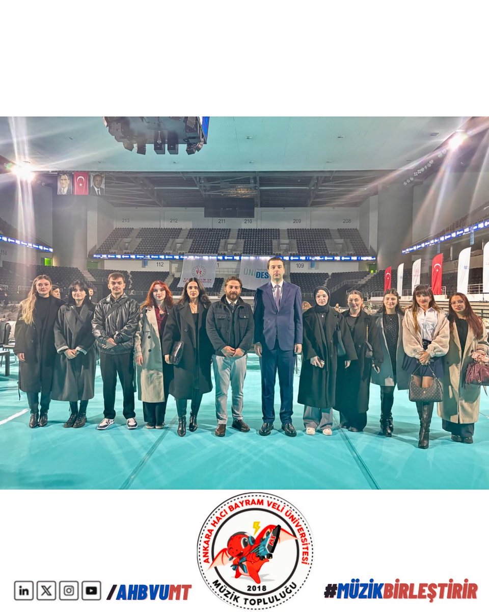 AHBVUmt's tweet photo. Yönetim kurulu ekibi olarak bugün düzenlenen ÜNİDES Sertifika Törenine katılım sağladık. 
#ünides #müzikbirleştirir #gençlikvesporbakanlığı https://t.co/aGtPFWPfoq