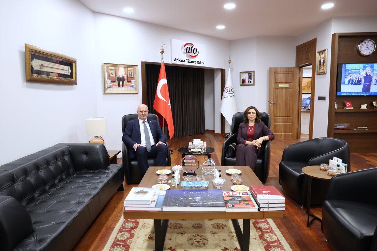 Madencilik sektöründe faaliyet gösteren firma genel müdürü Sayın Hatice Bilge Algın'a nazik ziyareti için teşekkür ederim.