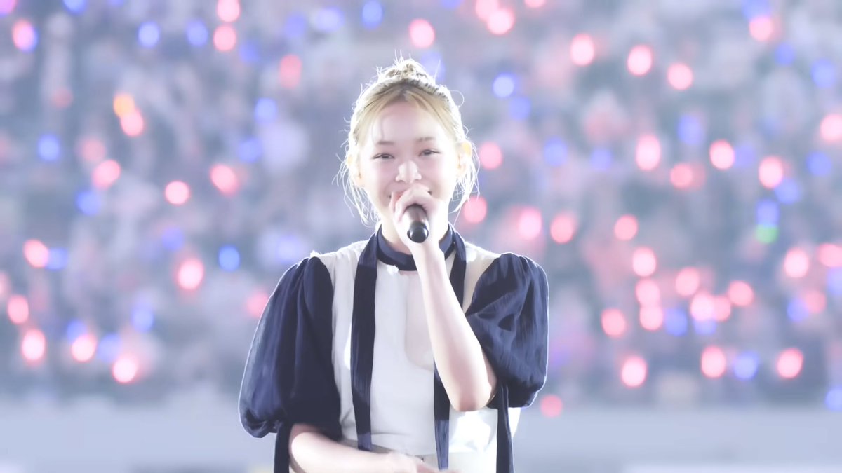 この曲が好きだと言いながら、国立のゲストライブ映像を今初めて見たらリトグリ眩しすぎて泣けてきた
どうにかして年内にライブ行きたい