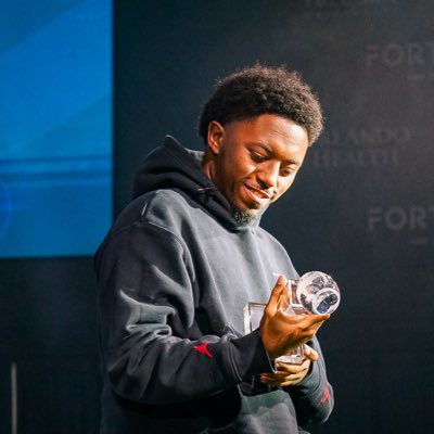 therealtay614's tweet photo. #NewProfilePic https://t.co/geIDtDN7XW