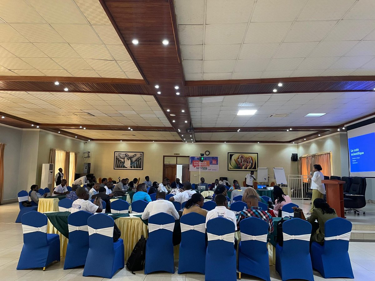 lucien_sebuke's tweet photo. Les recommandations issues de ce colloque, formeront un plaidoyer qui sera adressé aux chercheurs, aux universités et aux États pour améliorer la qualité de production des jeunes chercheurs dans les pays d'Afrique francophone.
#UNIGOM #JeunesChercheurs #RechercheAfricaine #RICAR https://t.co/spxVWGD1tg