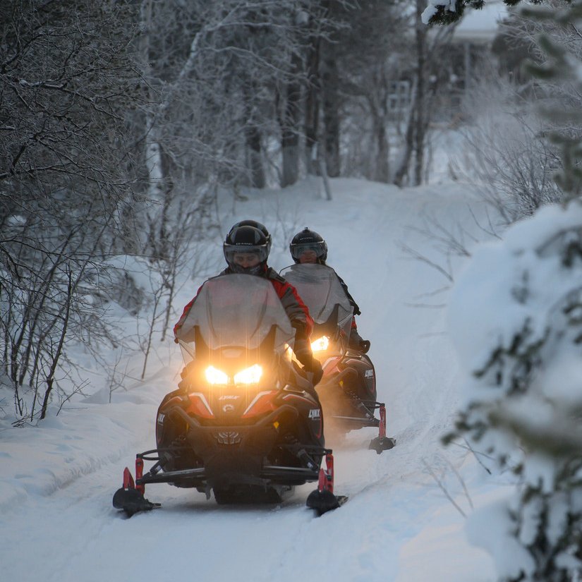 Transun's tweet image. Start 2026 with a Northern Lights adventure! 🌌 Our short breaks to True Lapland make the perfect post-Christmas escape... plus are a wonderful way to step into the new year inspired! Find full details and a schedule of dates here 👉 transun.co.uk/northern-light…