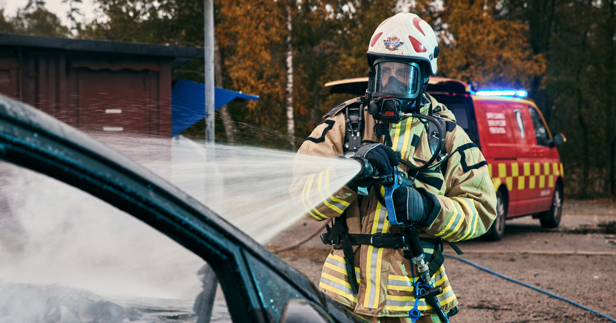 coldcut™ cobra tweet media