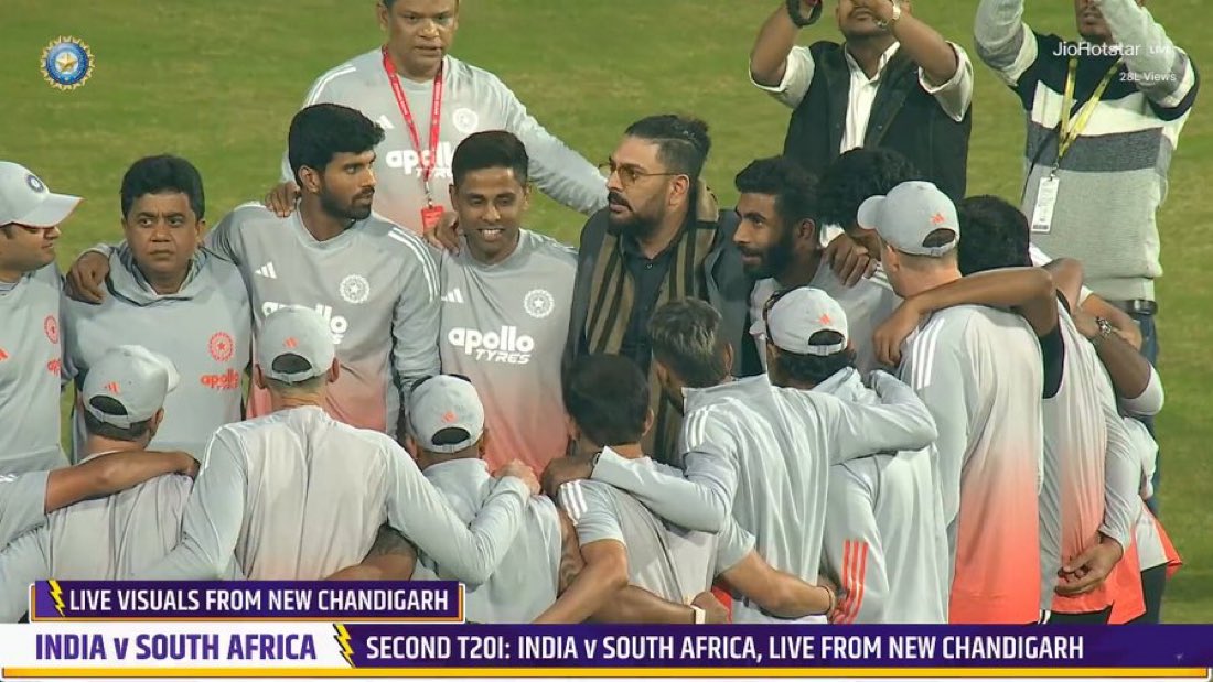 sancharsaathi's tweet photo. Yuvi bro #INDvsSA https://t.co/FYdiSDrFre