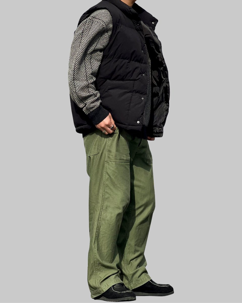 makinosuke29's tweet photo. cap : #comesandgoes
vest : #gu
knit : #uniqlo #jwa
bottoms : #interim_tokyo
shoes : #petrosolaum
↓Instagram
https://t.co/4BnAIv5yh7 https://t.co/M4Tax7Vtzt