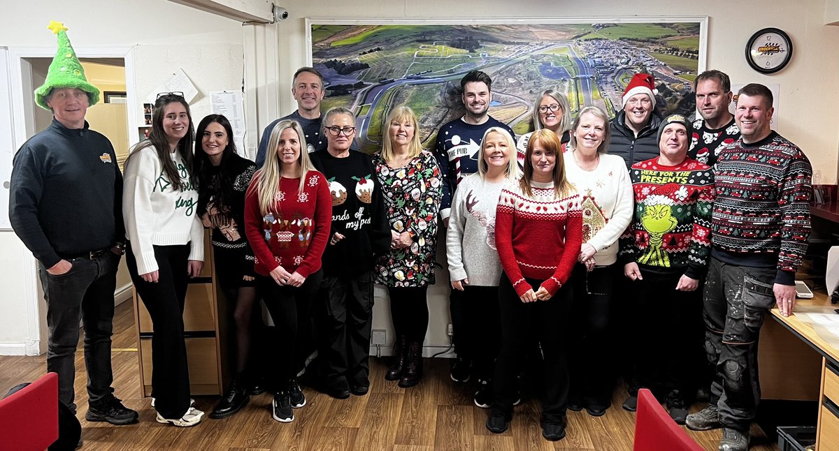 krcircuit's tweet photo. It’s Christmas Jumper Day at Knockhill in aid of Save the Children. 

Safe to say our outdoor attempt at the picture was a FAIL, so we moved indoors! https://t.co/LTmAOqCbVY