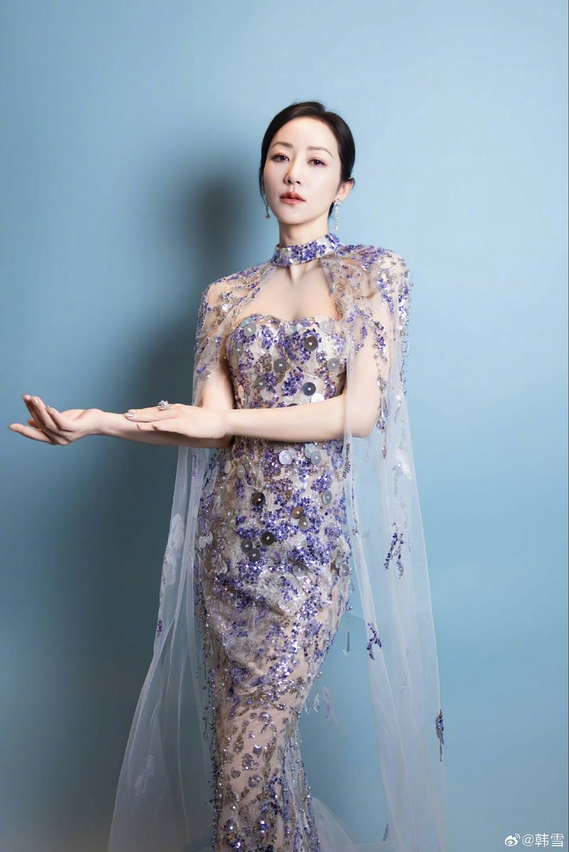 centlookbook's tweet photo. #hanxue in Selene Chow fall/winter 2025 collection for the Harper’s Bazaar Amazing Intangible Cultural Heritage Night x 2025 Maritime Silk Road International Cultural Tourism Festival in Quanzhou https://t.co/A3WxIkDZqT