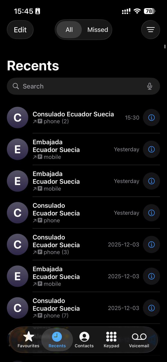 SimuySC's tweet photo. @groninty ninguna de mis llamadas ni correos fueron contestadas.
solo conseguí cita al viajar a Estocolmo e ir presencialmente porque “los sistemas son nuevos y no saben que la gente agenda de esa forma” El trámite se supone que demora un mes, ha pasado más de un mes y nada!! https://t.co/O9S17FkgKq