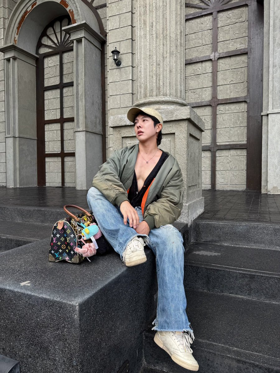 ช.ชวิน tweet media