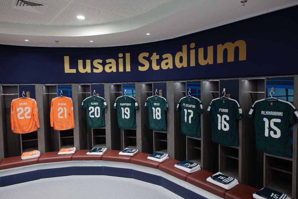 "مثّل بلادك ولك الشــــرف"💚💚
#السعودية_فلسطين | #معاك_يالأخضر