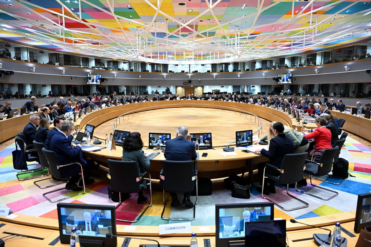 💬«Vamos a luchar con determinación por conseguir más días de pesca para la flota del Mediterráneo» <a href="/LuisPlanas/">Luis Planas Puchades</a> 

Hoy, se ha iniciado el #AGRIFISH en Bruselas, y debe concluir mañana con un acuerdo sobre totales admisibles de captura y cuotas para 2026.

📲mapa.gob.es/es/prensa/ulti…