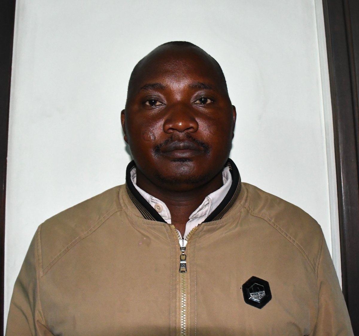 EACCKenya's tweet photo. EACC ARRESTS KAJIADO COUNTY ENFORCEMENT OFFICER IN BRIBERY STING

The Ethics and Anti-Corruption Commission (EACC) yesterday arrested a Kajiado County Enforcement Officer for allegedly demanding and receiving a bribe of Kes10,000 to authorise the repair of a sewage line.

The suspect, Mr. Noah Kitisia Katei, is alleged to have stopped repair works being undertaken by the complainant at his workplace and demanded money to allow the repairs to continue. 
The Commission subsequently conducted an operation that led to his arrest. He was then escorted to the Integrity Centre for processing and statement recording. The suspect has since been released on a police bond of Kes20,000 pending the conclusion of investigations. 

This operation forms part of the ongoing crackdown on bribery within public service delivery, aimed at restoring public confidence and enhancing efficient service delivery for all Kenyans.