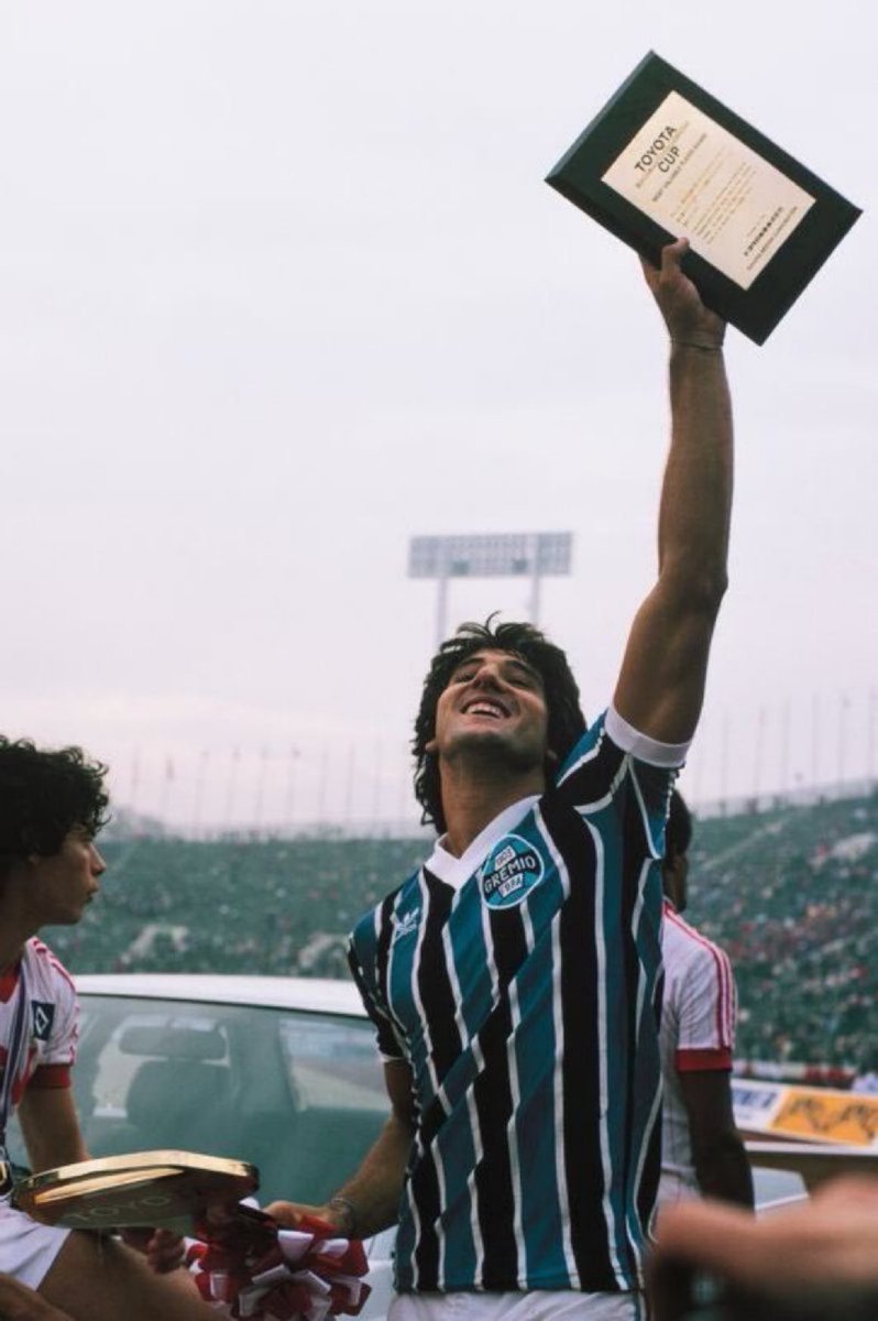 Renato Gaúcho. 1983.