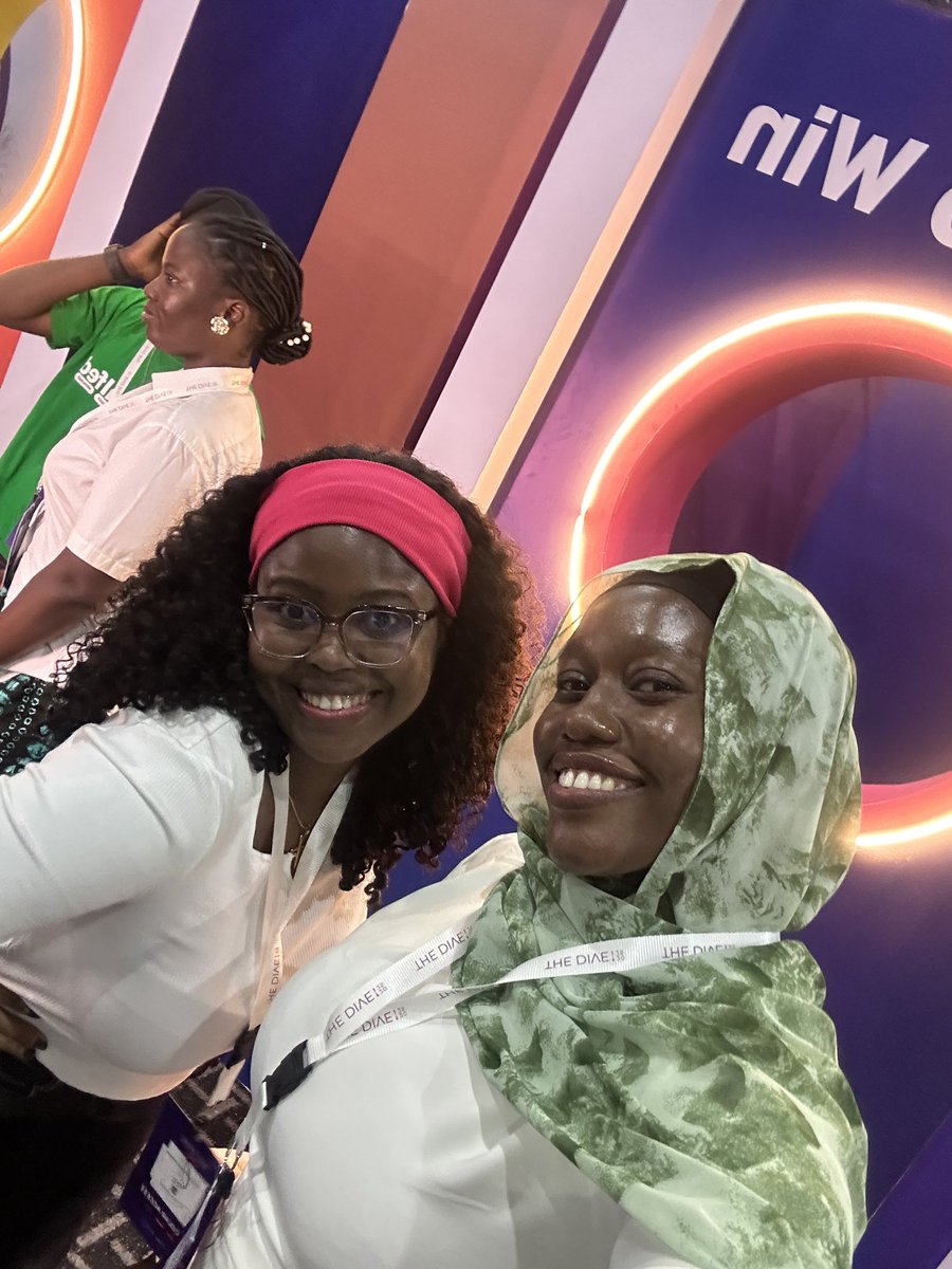 _marie_abd's tweet photo. And I took pictures with Leaders in Product 🤭 https://t.co/OL4YZdeTrl